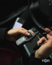 Сервіс з виготовлення автомобільних ключів фото