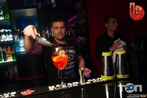 відгуки про B-side фото