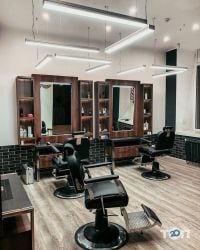 Barbershop Doberman, чоловіча перукарня фото