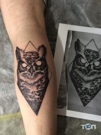 відгуки про Black on White фото