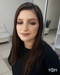 Салони краси Iryna cherneha brow & makeup artist фото