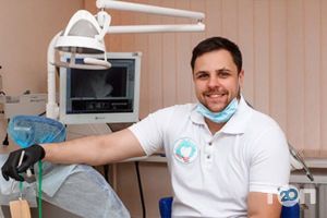 Стоматолог Роман Мальчугін Дніпро фото