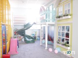 Kids Town, дитяча ігрова кімната фото