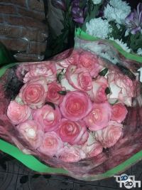 Оформление зала, доставка цветов Роза Вин фото