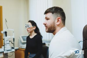 компанія BonOptic фото