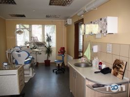 Стоматологічна клініка на Старобілоуській фото