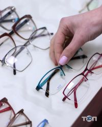 Офтальмологічні клініки та магазини окулярів German optics фото
