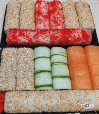 Доставка піци, суші та обідів I love sushi фото