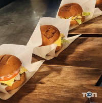 Hello Burger Київ фото