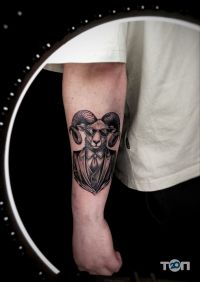 Whitesharkstattoo Київ фото
