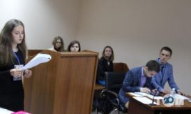 відгуки про Київський районний суд фото