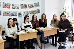 Курси іноземних мов Перші Київські курси іноземних мов фото
