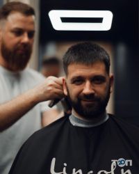Lincoln Barbershop, перукарня фото