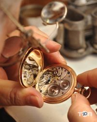 Ремонт годинників Майстерня по ремонту годинників фото