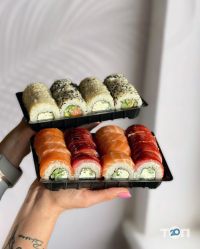 Osama Sushi, суші-кафе фото