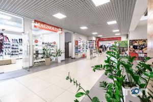 Торгові, торгово-розважальні центри Shuvar фото