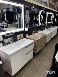 Магазини сантехніки та кераміки Акваріис фото