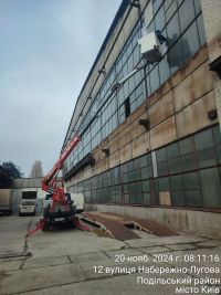 Автовишка, оренда автомобілів фото