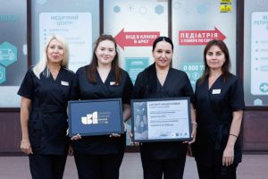 Приватні клініки ADONIS фото