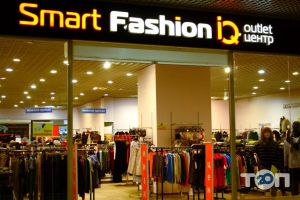 Smart Fashion IQ, сеть стоковых магазинов фото