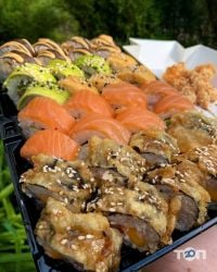 Суші бари Sushi Guru фото