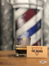 Барбершопи та перукарні The Grand Barbershop фото