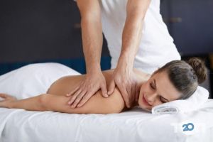 Кабінет масажу в центрі міста відгуки фото