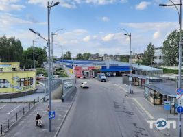 Речовий ринок Київ фото