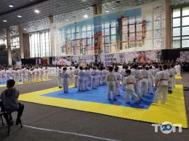 Легкоатлетичний манеж з велотреком Навчально-спортивна база літніх видів спорту відгуки фото