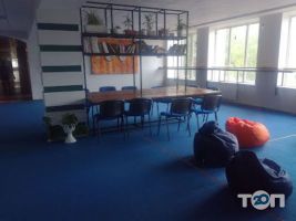 Криворізький економічний інститут КНЕУ ім. Вадима Гетьмана фото