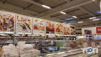 Торговые, торгово-развлекательные центры Метро фото