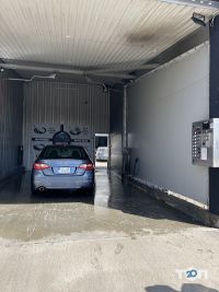 Автомойка на Колекторна Киев фото