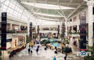 Victoria Gardens Львів фото