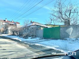 Автостоянка на Арматурно Харьков фото