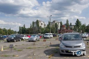 Автостоянка на Коласа Київ фото