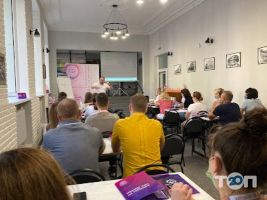 Центральна бібліотека фото