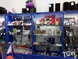 Ремонт комп'ютерів та офісної техніки Комп'ютерний майстер фото