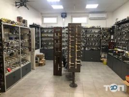 Під Замком, дублювання ключів фото