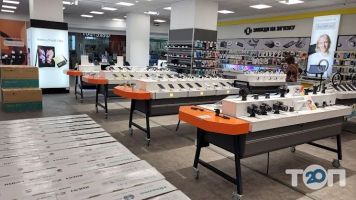 Магазини побутової техніки Фокстрот фото