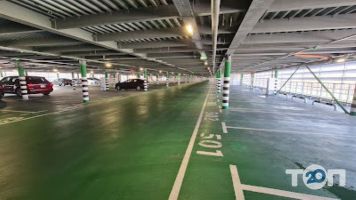 Стоянки, гаражи, парковки Автостоянка на Терминал D фото