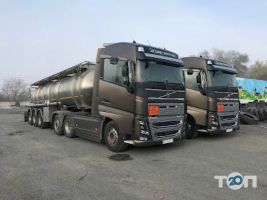 TIR, стоянка грузовых автомобилей фото