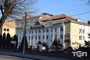 Вищі навчальні заклади Короля Данила фото