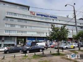 Інтервал-Плаза, торговий центр фото