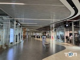 Retroville, торговий центр фото