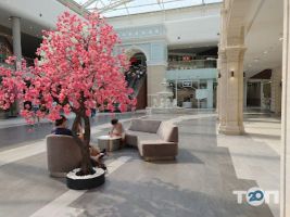 Торгові, торгово-розважальні центри Retroville фото