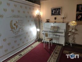 Харківський академічний театр музичної комедії Харьков фото