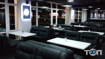Ресторани G-Sky Lounge and Terrace фото