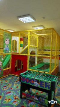 Торгові, торгово-розважальні центри Мурашник фото