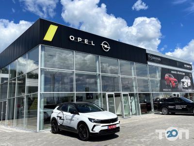 Opel Автомир М, автосалон
