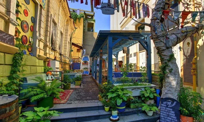 Кафе и рестораны с детскими комнатами в Днепре